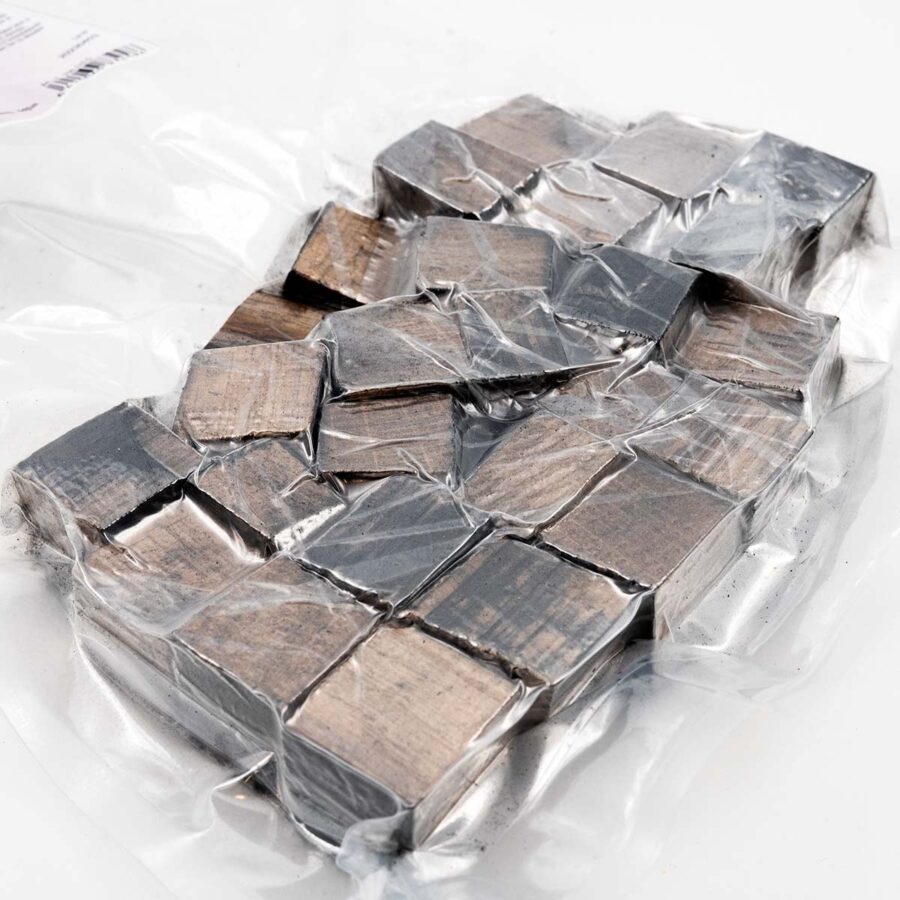 tammikuutio-bourbon-tammitynnyreista3 Tammikuutio bourbon viskitynnyreistä - oak cubes whiskey