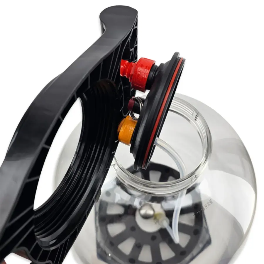 KL47272-30LFermZillaAllRounderMega-GripPressureFermenterKit-07_d90f40f6-3615-49ee-b0d3-44482bd9c30e KL47272-30LFermZillaAllRounderMega-GripPressureFermenterKit-07_d90f40f6-3615-49ee-b0d3-44482bd9c30e