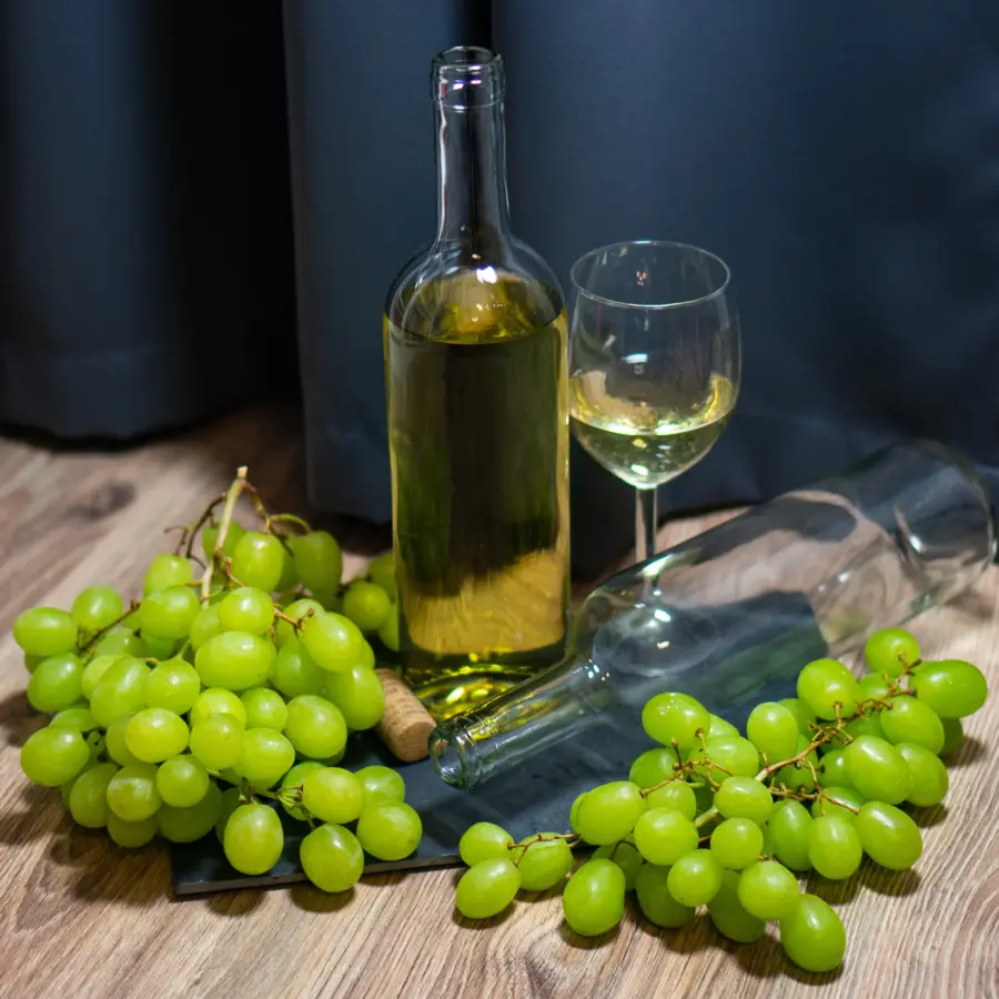 white-wine-bottle-0-75-l-pack-of-8-2000 (3) white-wine-bottle-0-75-l-pack-of-8-2000 (3)